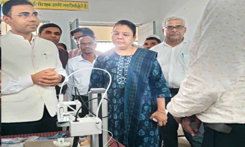 तकनीक की नई उड़ान: उन्मुखीकरण कार्यक्रम में विद्यार्थी सीख रहे AI, रोबोटिक्स और ड्रोन