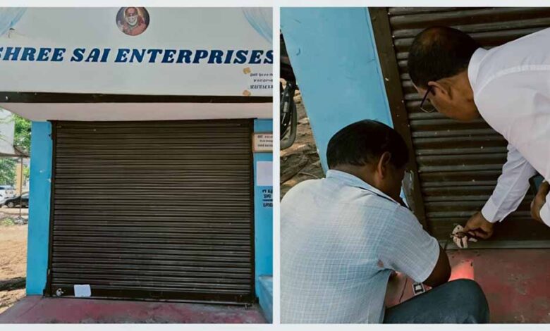 सेंट जेवियर्स स्कूल पर प्रशासन की बड़ी कार्रवाई, यूनिफार्म बेचने वाली दुकान सील