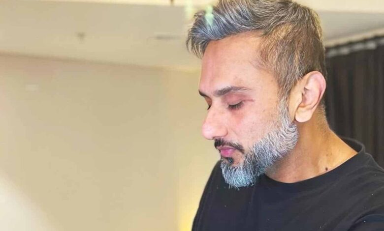 बाइपोलर-डिसऑर्डर-से-जूझते-रहे-हनी-सिंह,-बोले-7-साल-घर-में-खुद-को-बंद-रखा