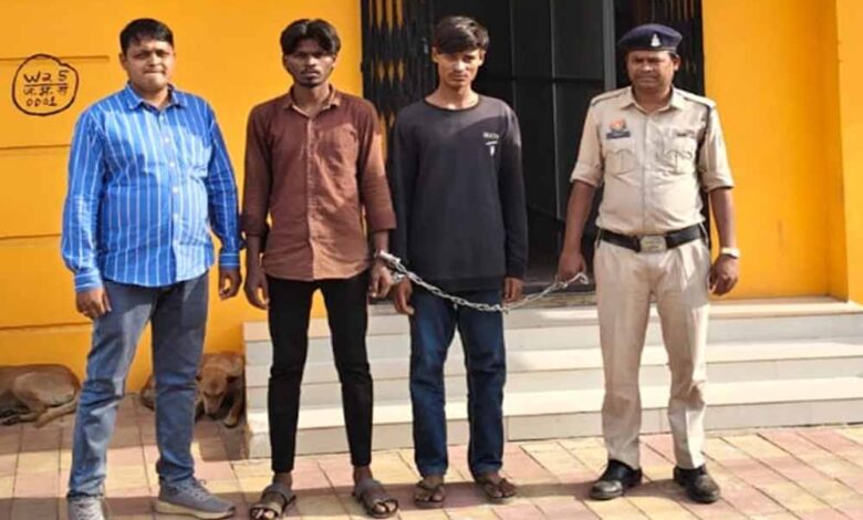 रायपुर कोर्ट परिसर में चाकू लेकर पहुंचे 2 युवक गिरफ्तार, पुलिस के चेकिंग अभियान में 8 संदिग्ध भी पकड़े गए
