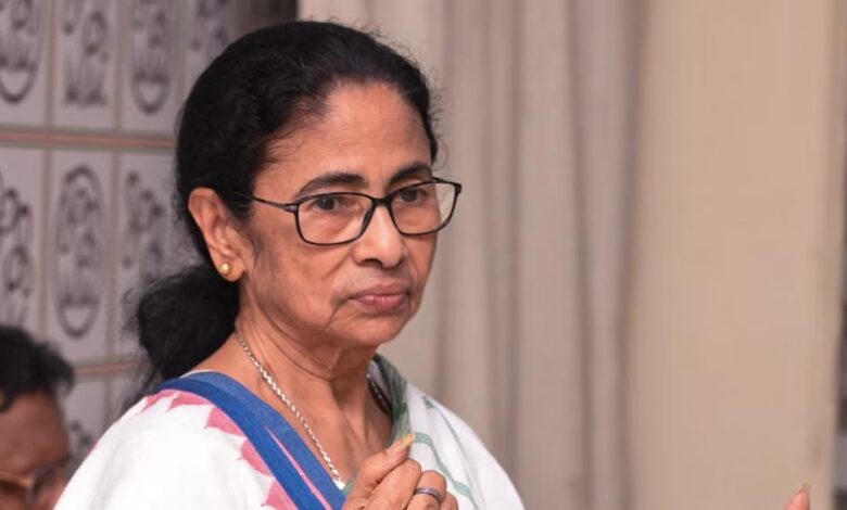ममता-बनर्जी-का-बड़ा-एक्शन,-बागी-विधायक-संदीपन-साहा-और-रितब्रत-बनर्जी-tmc-से-बाहर