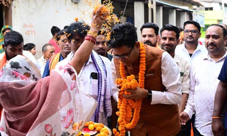 मिडमिडा-में-विकास-कार्यों-को-मिली-नई-सौगात,-वित्त-मंत्री-ओपी.-चौधरी-ने-किया-शिलान्यास-एवं-लोकार्पण