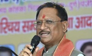 सुशासन-तिहार-में-मुख्यमंत्री-विष्णुदेव-साय-पहुंचे-बीजापुर-के-सुदूर-गांव-कोण्डापल्ली-:-चौपाल-में-सुनीं-ग्रामीणों-की-समस्याएं