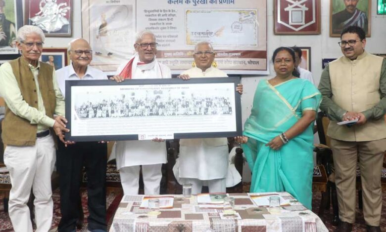 हिन्दी-पत्रकारिता-की-गौरवशाली-परंपरा-से-युवा-प्रेरणा-लें-:-राज्यपाल-पटेल