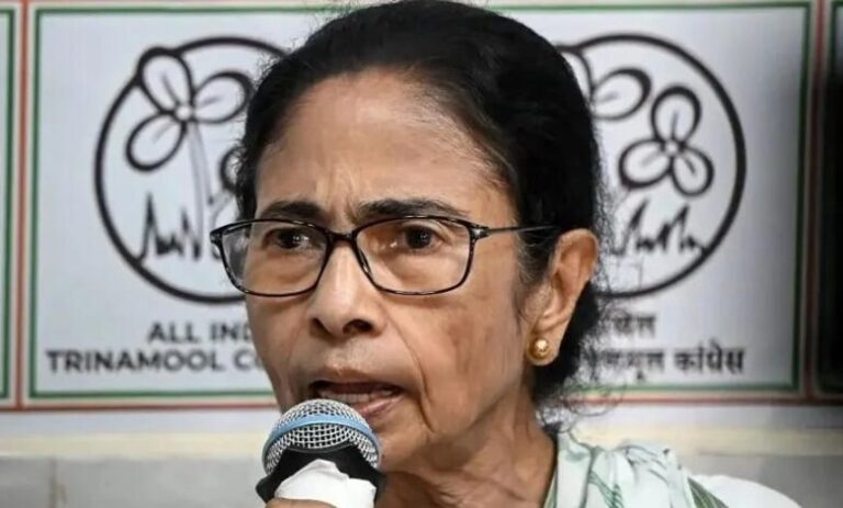 बंगाल-के-बाद-अब-दिल्ली-में-सियासी-हलचल,-tmc-में-बगावत-की-आहट-से-बढ़ी-ममता-की-चिंता