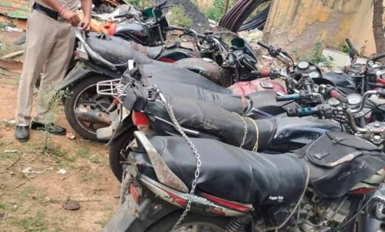 CG में अवैध खनिज कारोबार पर बड़ा प्रहार, कोयला-रेत ढो रहे 8 वाहन जब्त