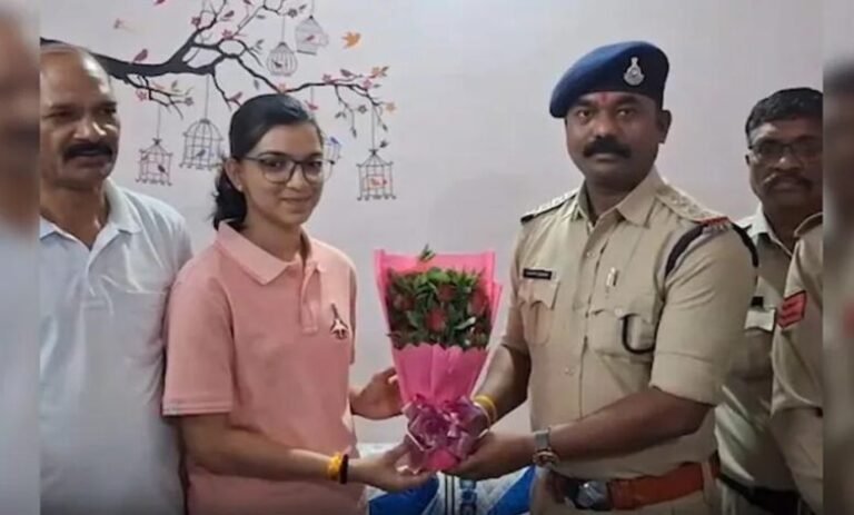छिंदवाड़ा-की-बेटी-प्रिया-मालवीय-बनीं-फ्लाइंग-ऑफिसर,-मेहनत-और-हौसले-की-सुनाई-प्रेरक-कहानी