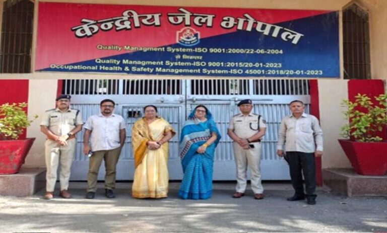 महिला-बंदियों-के-पुनर्वास-और-आत्मनिर्भरता-को-बढ़ावा-देना-हमारी-प्राथमिकता-:-आयोग-अध्यक्ष-यादव