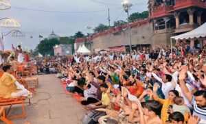 उज्जैन-रामघाट-पर-अनोखी-पहल,-तीर्थ-पुरोहित-दक्षिणा-में-मांग-रहे-शिप्रा-को-स्वच्छ-रखने-का-संकल्प