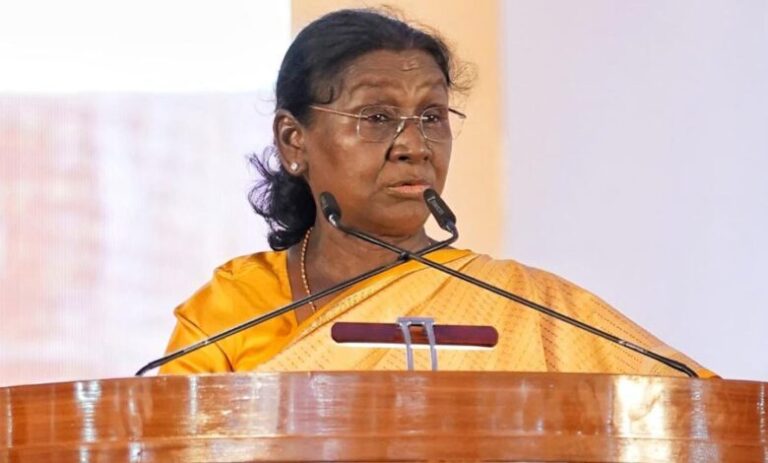 विश्व-सिकल-सेल-दिवस-पर-राष्ट्रपति-का-बड़ा-बयान,-बोलीं—स्क्रीनिंग-लक्ष्य-समय-से-पहले-हुआ-पूरा;-mp-की-सराहना