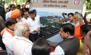 मुख्यमंत्री-डॉ.-यादव-और-केंद्रीय-मंत्री-मनोहर-लाल-ने-कपिला-गौशाला-पहुंचकर-किया-गौ-पूजन