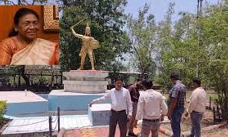 राष्ट्रपति-द्रौपदी-मुर्मु-ने-रानी-दुर्गावती-विश्वविद्यालय-के-36वें-दीक्षांत-समारोह-में-बांटे-गोल्ड-मेडल