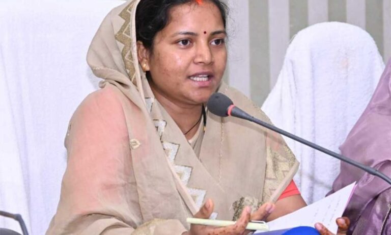 महिला-एवं-बाल-विकास-मंत्री-लक्ष्मी-राजवाड़े-ने-लिया-बड़ा-फैसला