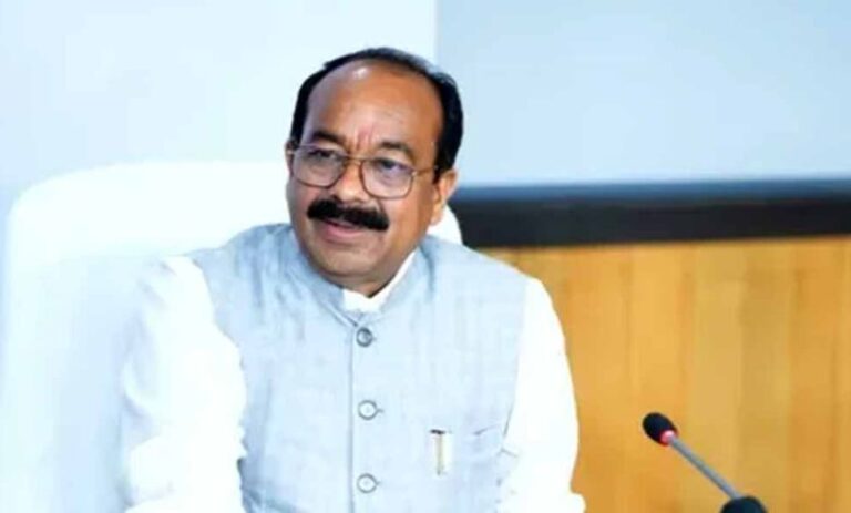 डोंगरगांव-नगरवासियों-की-बहुप्रतीक्षित-मांग-हुई-पूरी,-उप-मुख्यमंत्री-अरुण-साव-ने-दिया-नगर-पालिका-का-उपहार