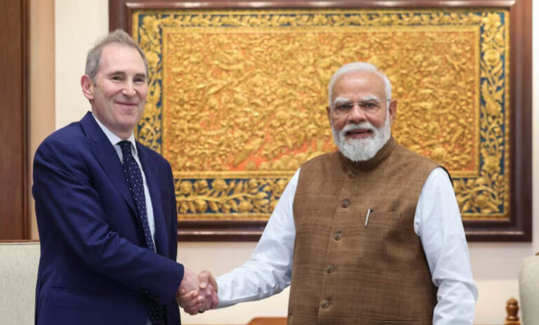 pm-मोदी-से-मिले-amazon-ceo,-भारत-में-₹1220000000000-लाख-करोड़-निवेश-का-बड़ा-ऐलान