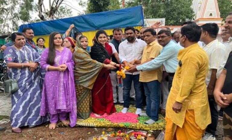 राज्यमंत्री-कृष्णा-गौर-ने-किया-9.32-लाख-रुपये-के-विकास-कार्यों-का-भूमिपूजन;-जल्द-बनेगा-सामुदायिक-भवन
