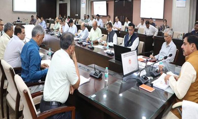 स्कूल चलें अभियान के दौरान ही कराएं सांदीपनि विद्यालय भवनों का लोकार्पण : मुख्यमंत्री डॉ. यादव